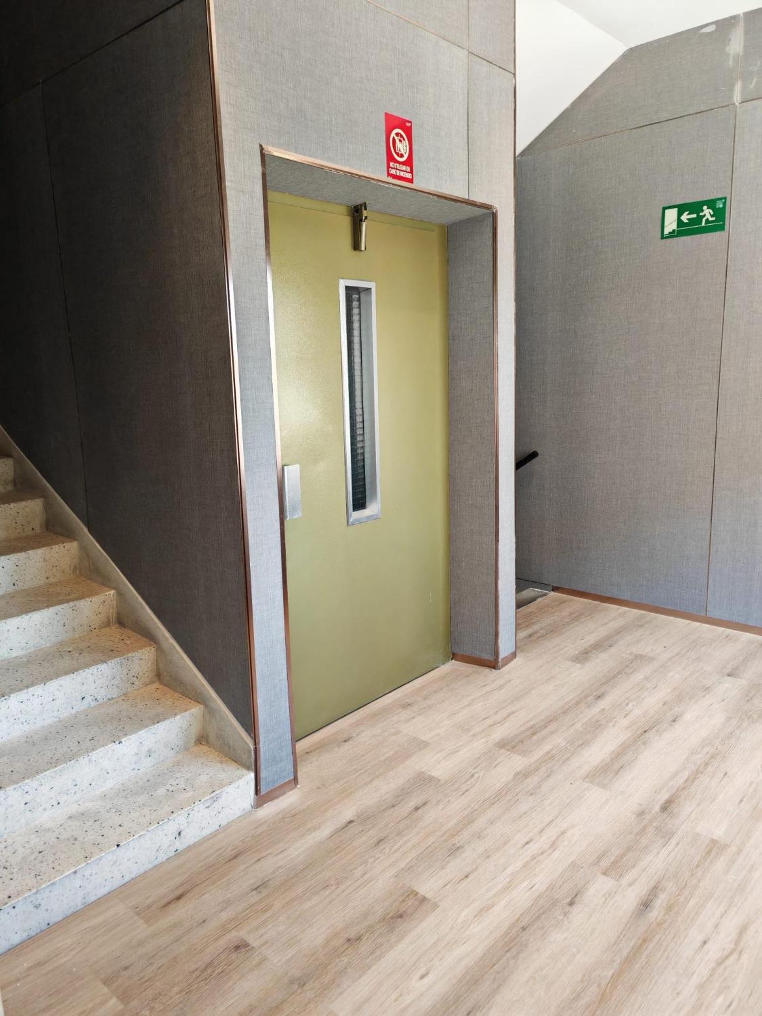 Hotel Golden Alcorcon Exterior photo